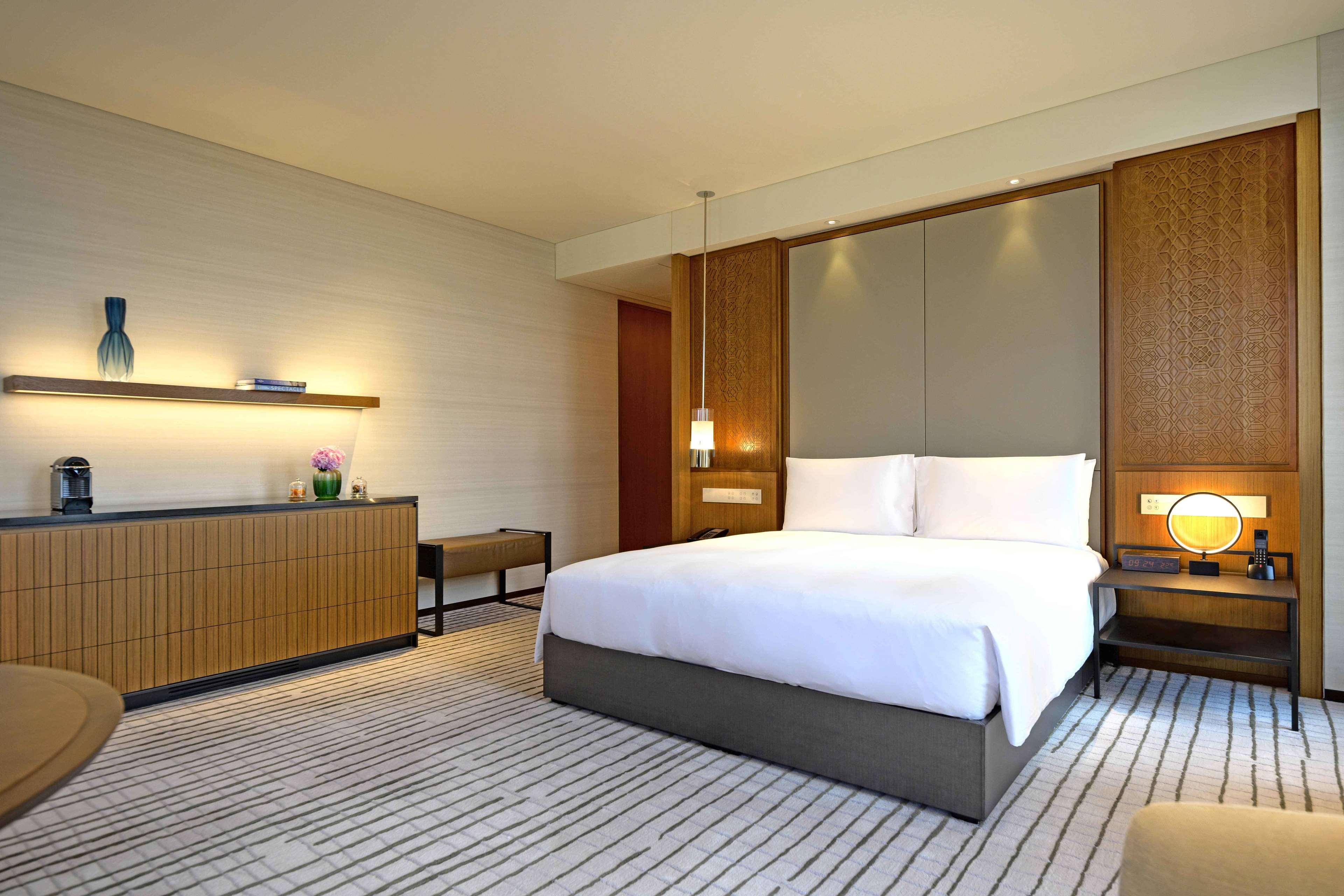 Готель Park Hyatt 5*